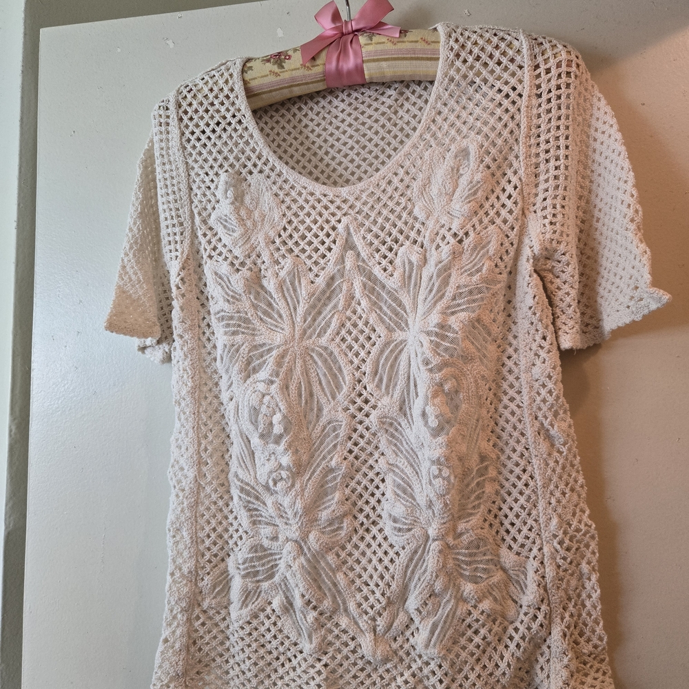 Cream Crochet Short Sleeve Top